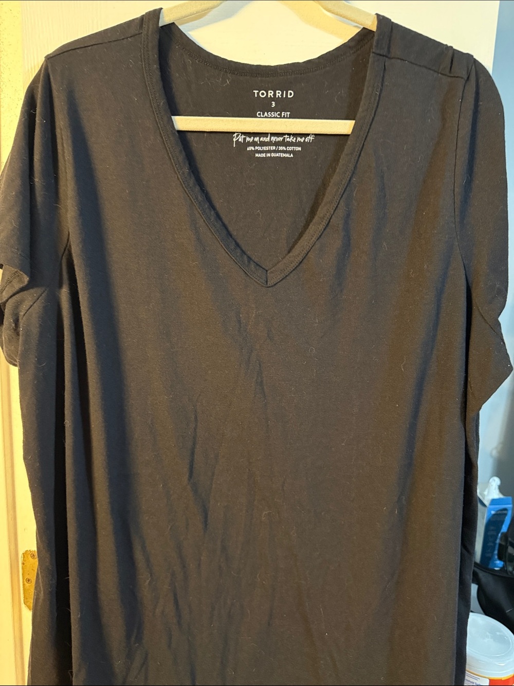 Torrid Black V-Neck Classic Fit Women's Top